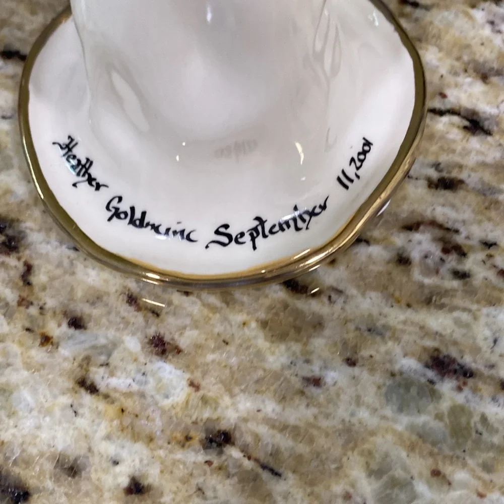 Vintage 2001 Blue Skies Love Angel - Picture 12 of 16